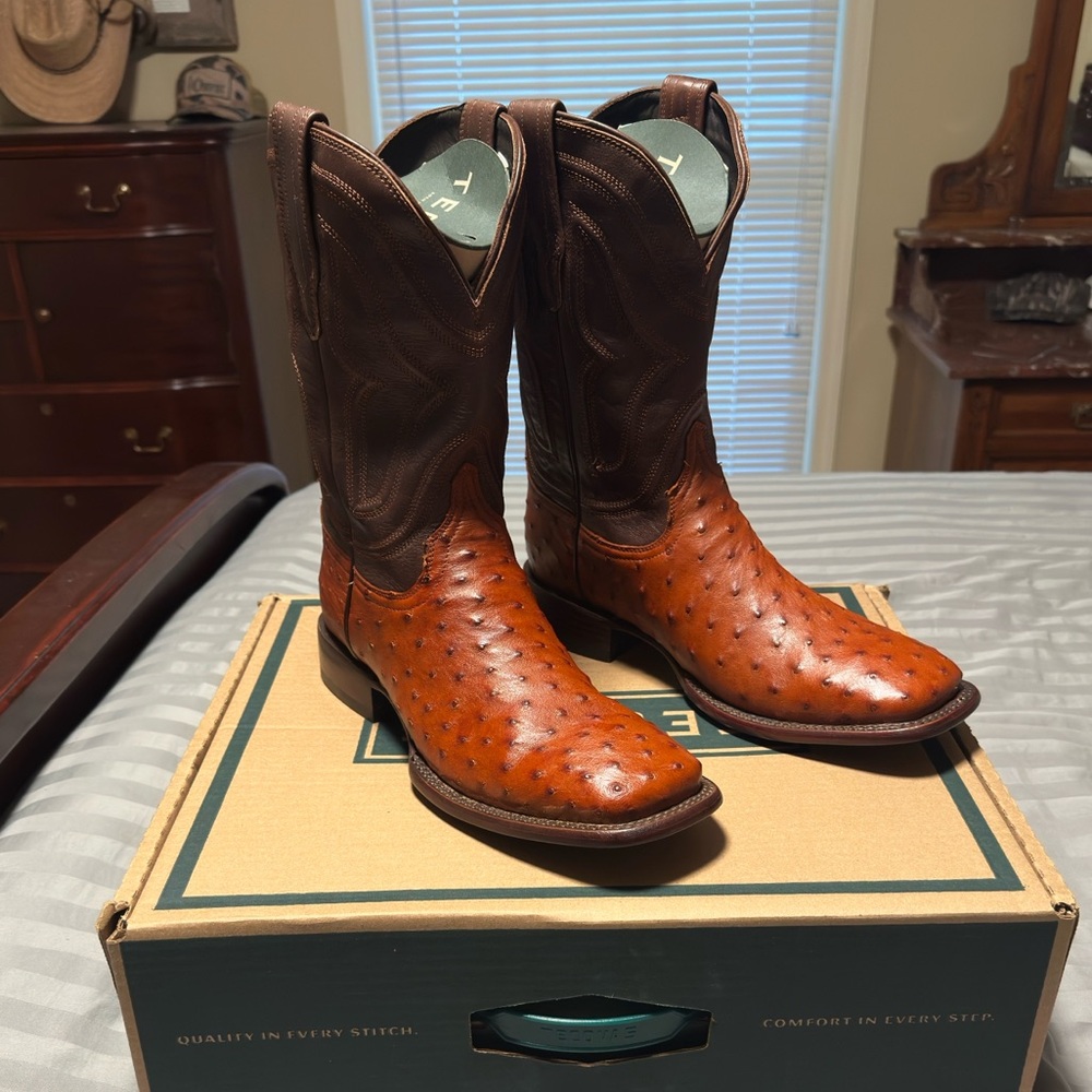 Tecovas Emmitt 12D Pecan Ostrich Square Toe Boots